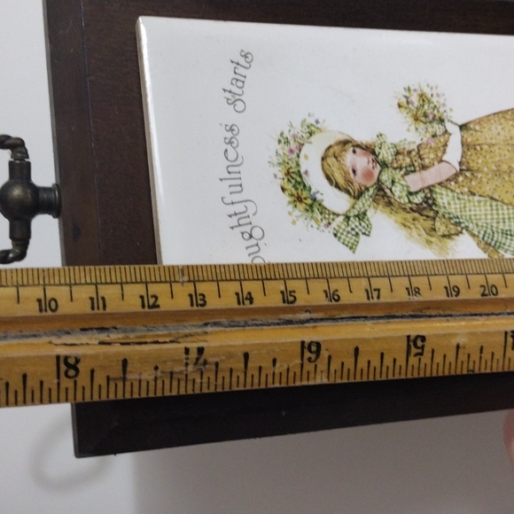 Holly Hobbie Ceramic Tile on Wood 1970's - Picture 6 of 8
